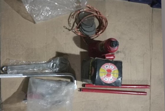 檢定工具（扳手、螺絲、烙鐵）