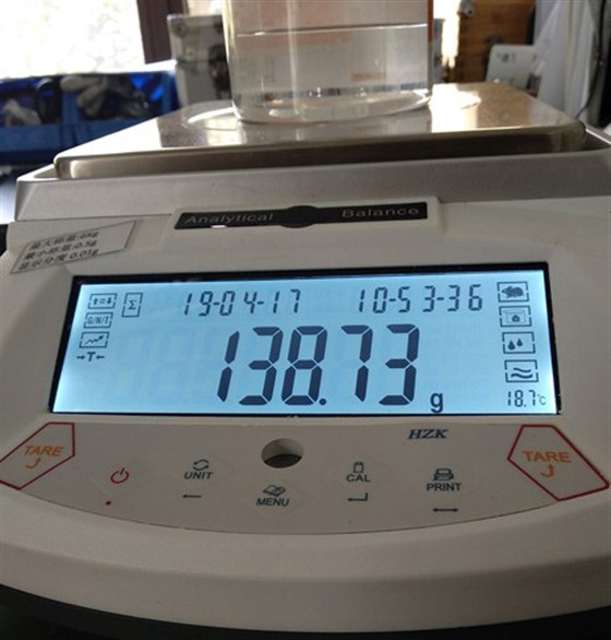 用容器盛載(或液體)進(jìn)行稱重