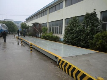 無坑基式電子汽車衡的基礎(chǔ)安裝完畢