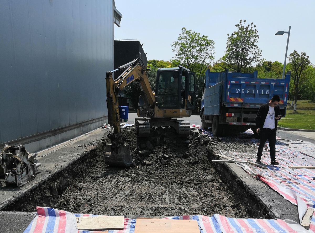 汽車(chē)衡遷移安裝1